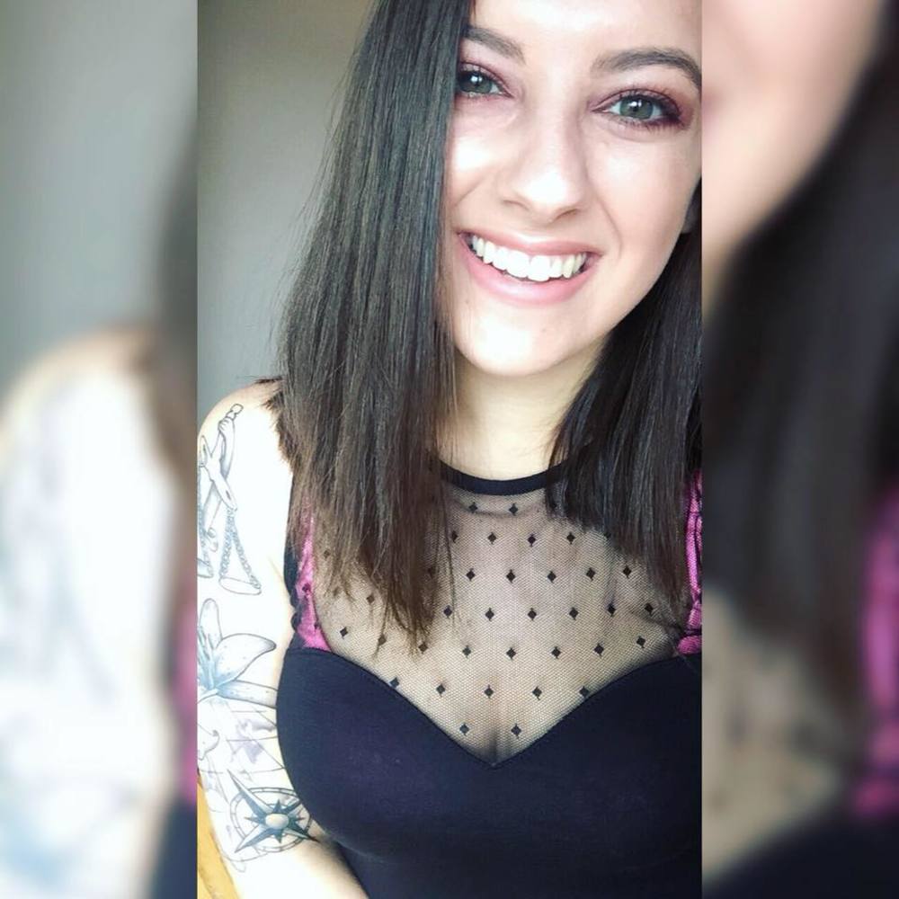 Meet your Posher, Selena